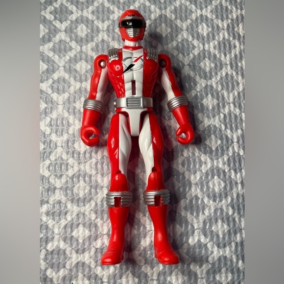 Red Power Ranger Operation Overdrive Action Figure (2006) Bandai - Picture 2 of 5